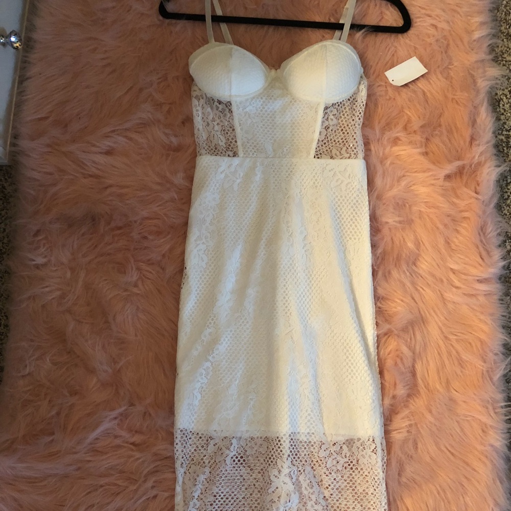 White lace dress